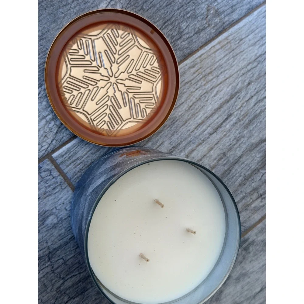 Bath & Body‎ Works Winter Candy Apple Candle 14.5 oz Reindeer Holiday 3 Wick NWT